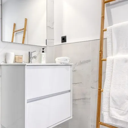Apartament Beco Santa Emilia 4o, A In Madeira